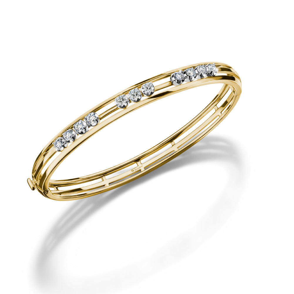 Shooting Stars Dancing Diamond Bangle 