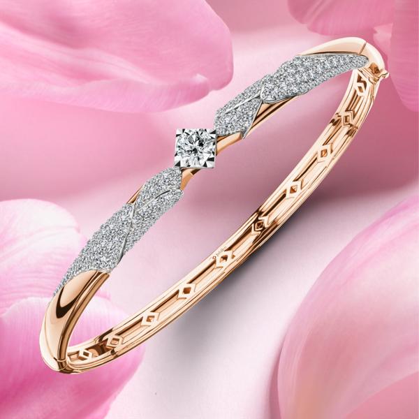 กำไลข้อมือเพชร Love Blooming Diamond Bracelet (Certificate: GIA)