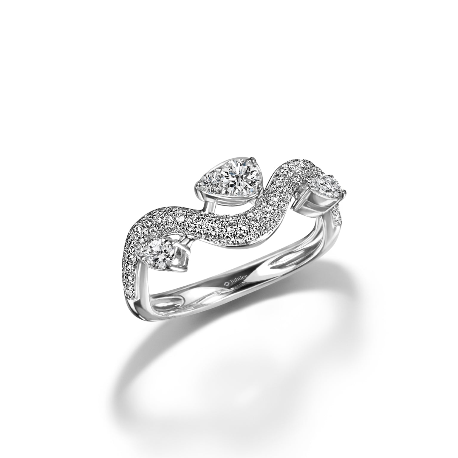 แหวนเพชร Chinese New Year Serenity's Spiral Diamond Ring