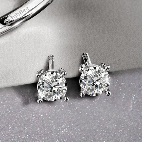 ต่างหูเพชร Mini 4-Prong-Diamond Stud Earrings