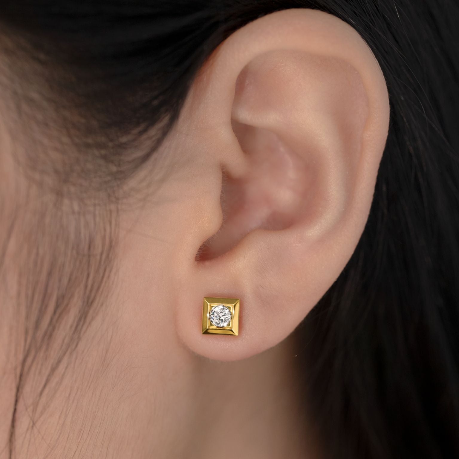 ต่างหูเพชร Square Illusion Earrings