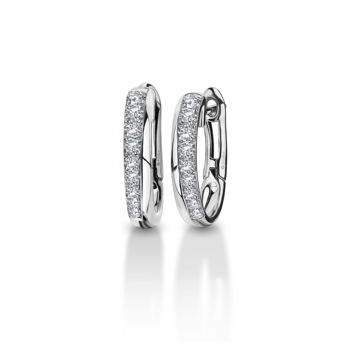 ต่างหูเพชร Voyage of Heart Diamond Line Hoop Earrings