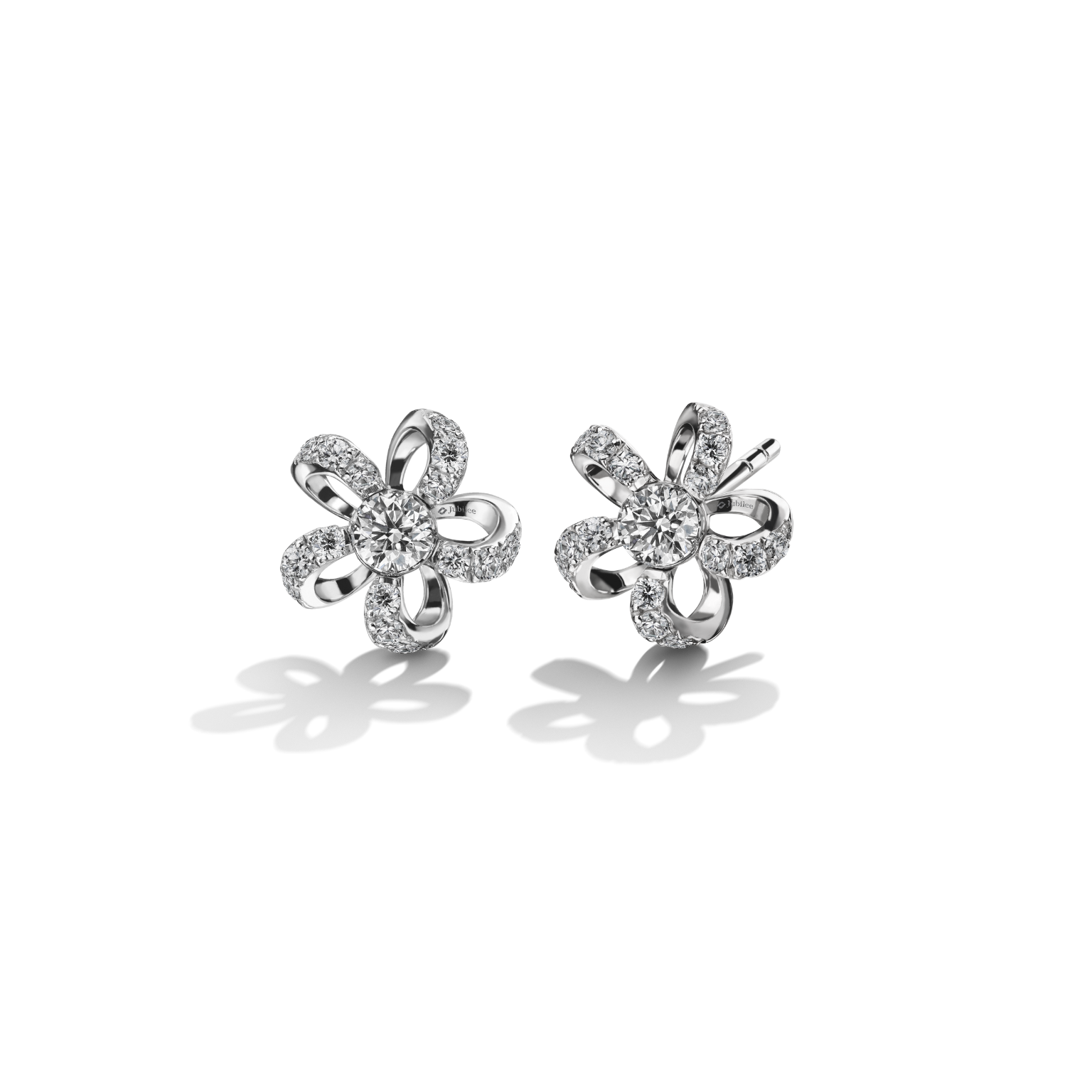 Gentle Flowers Earrings Diamond Earrings