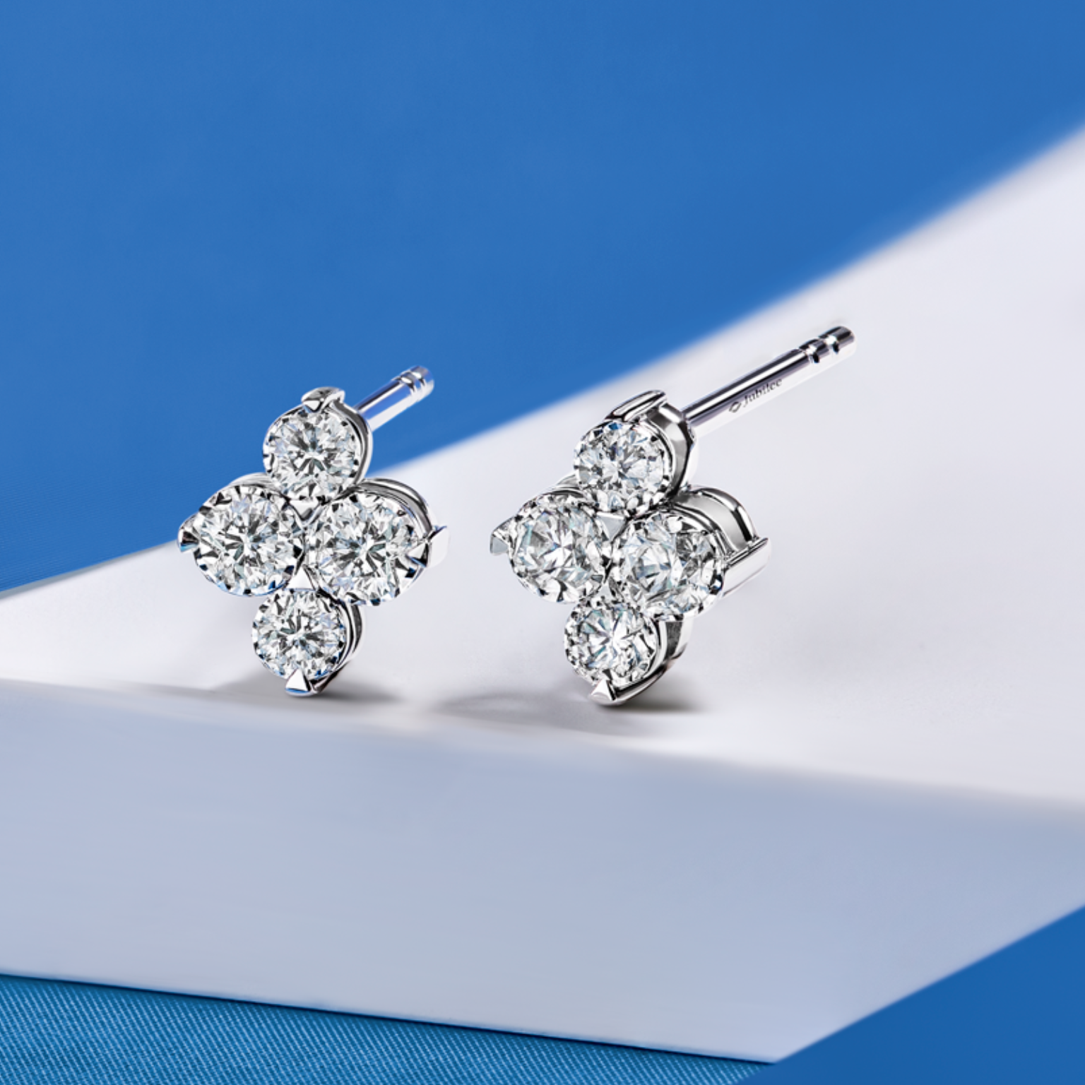 Barringtonia Diamond Earrings