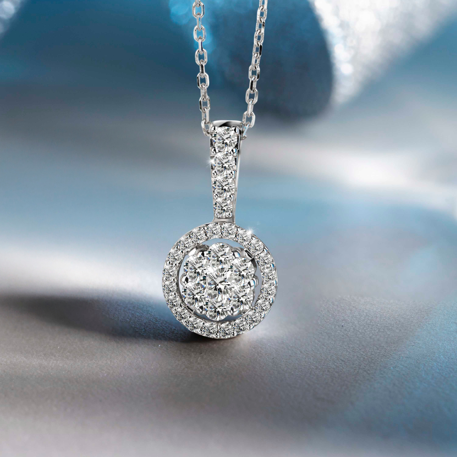 จี้เพชร Floriss Halo Diamond Pendant