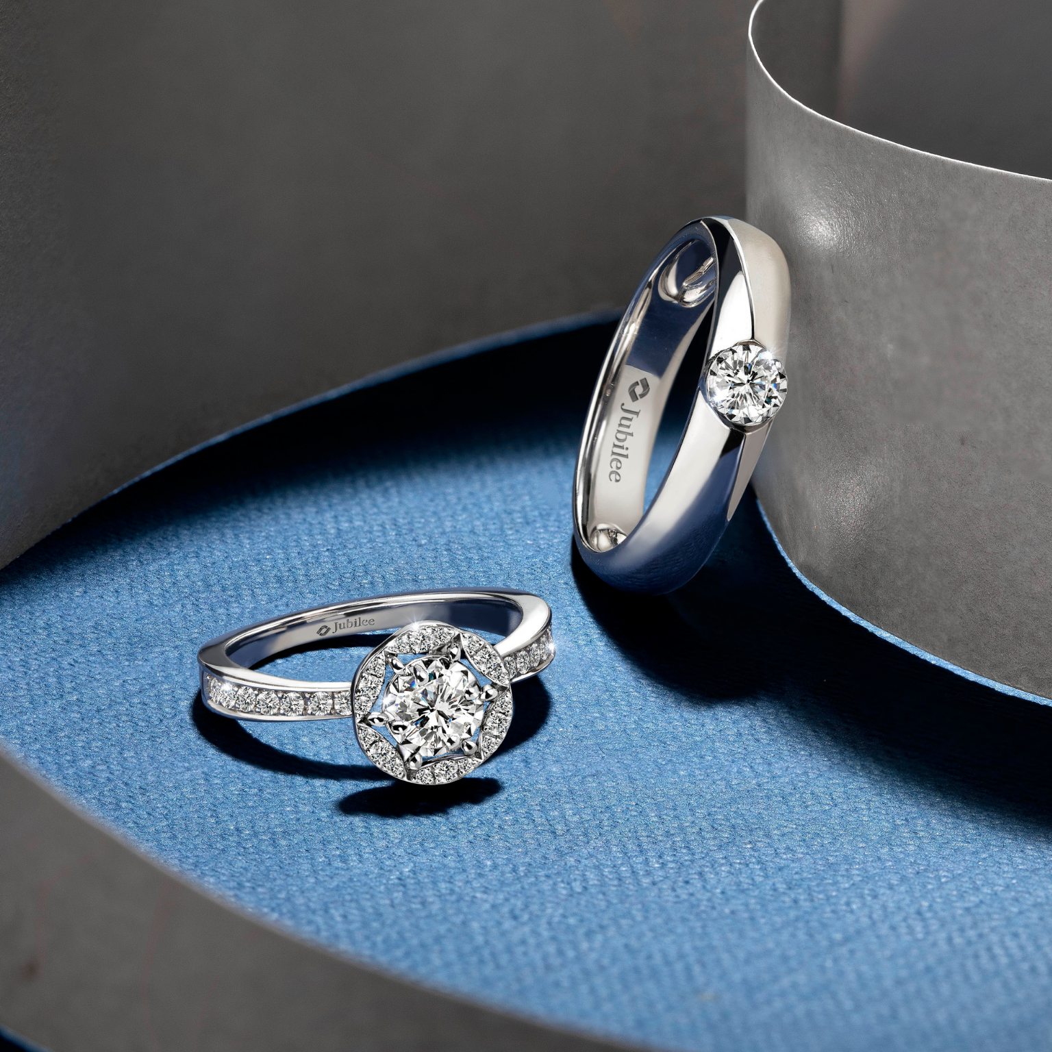 Single Line Halo Ring &amp; Classic Shadow Solitaire Band