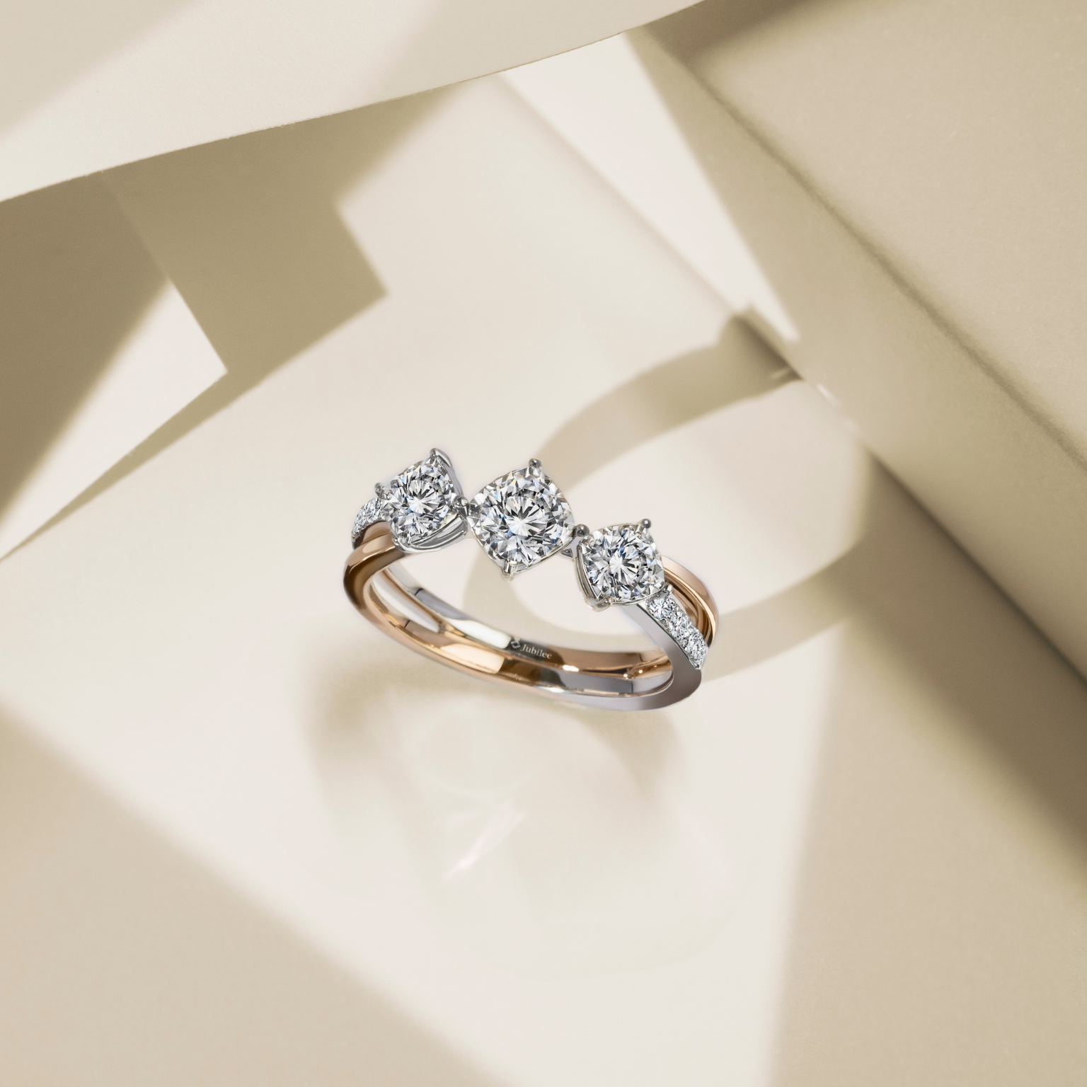 Inseparable Diamond Line Ring (Certificate: GIA)