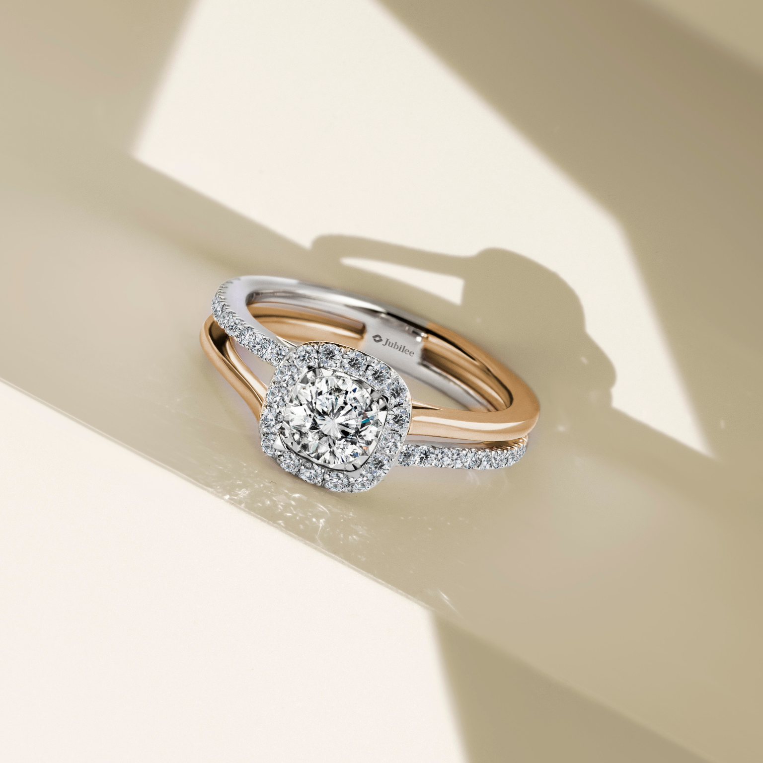 Inseparable Halo Diamond Ring (Certificate: GIA)