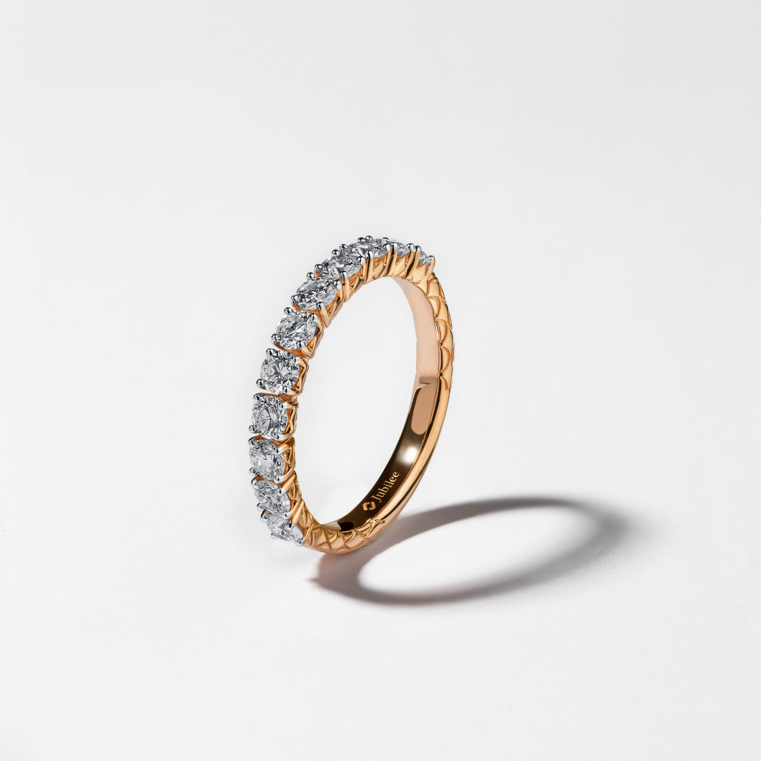 Femme Luxe Diamond Line Ring