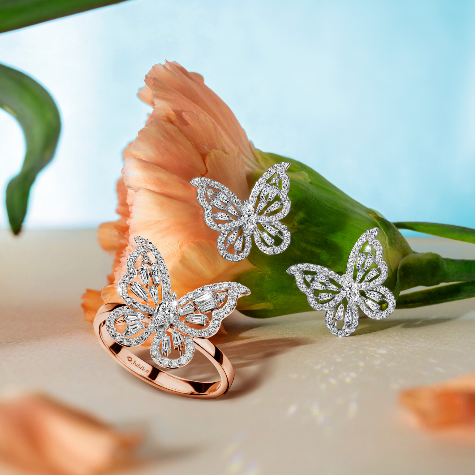 ต่างหูเพชร Petite Butterfly Glimmer Earrings