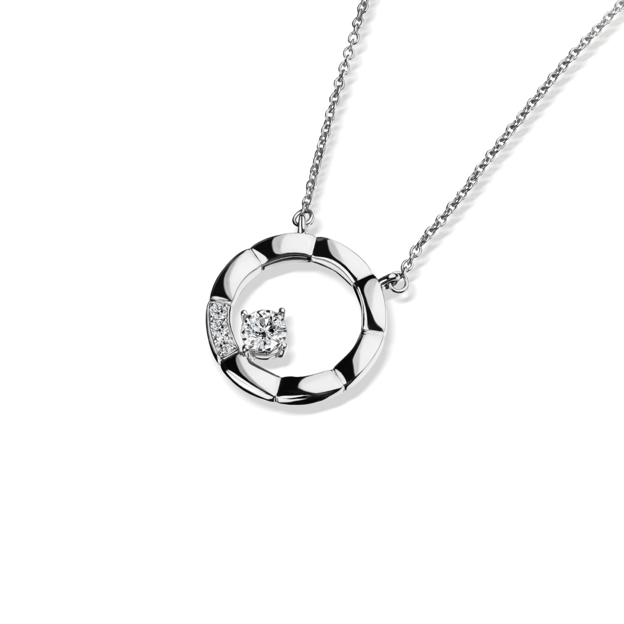 Lumiere Brique Circle Pendant with Chain