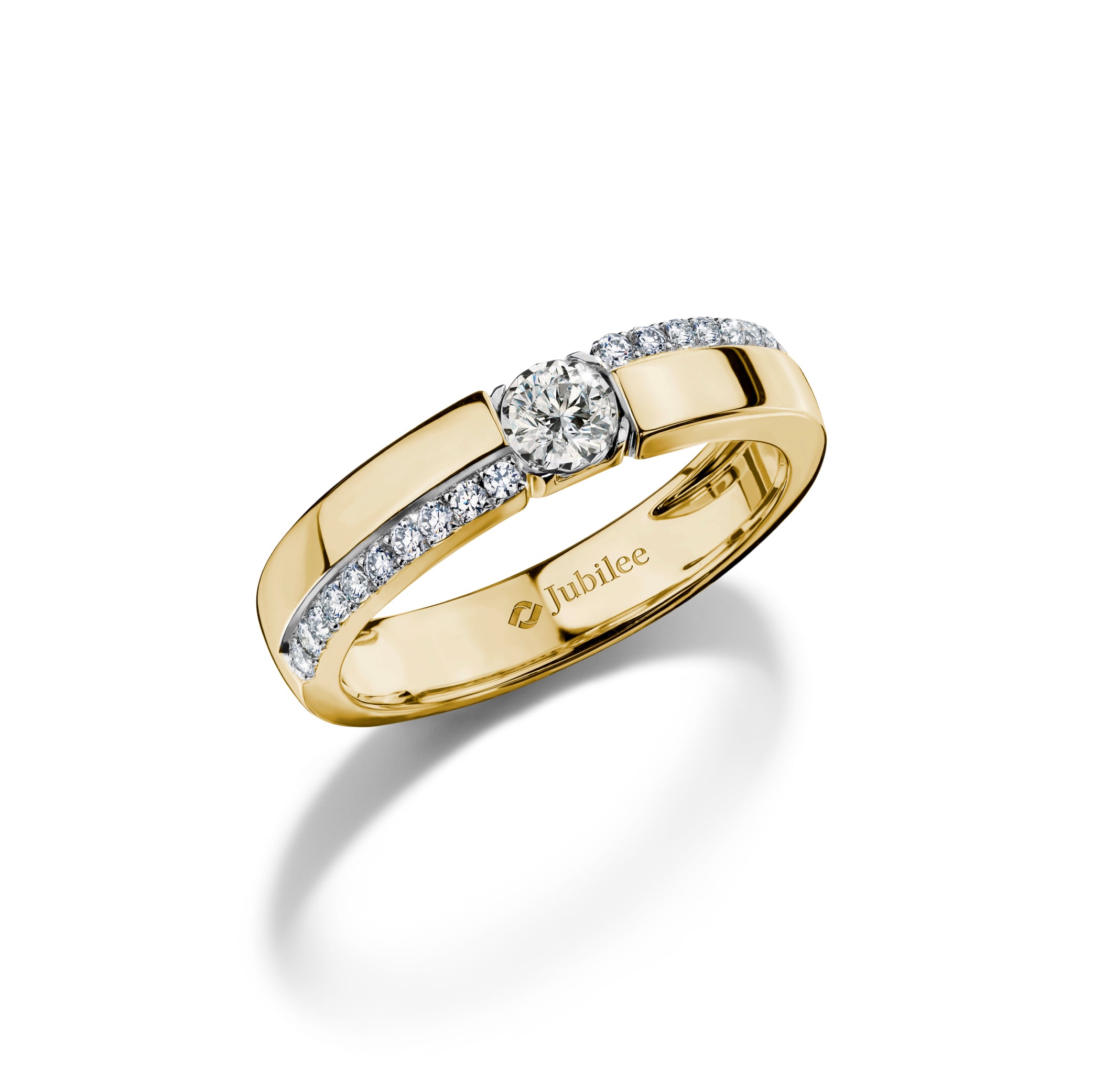 Elegant Smart Modern Diamond Ring