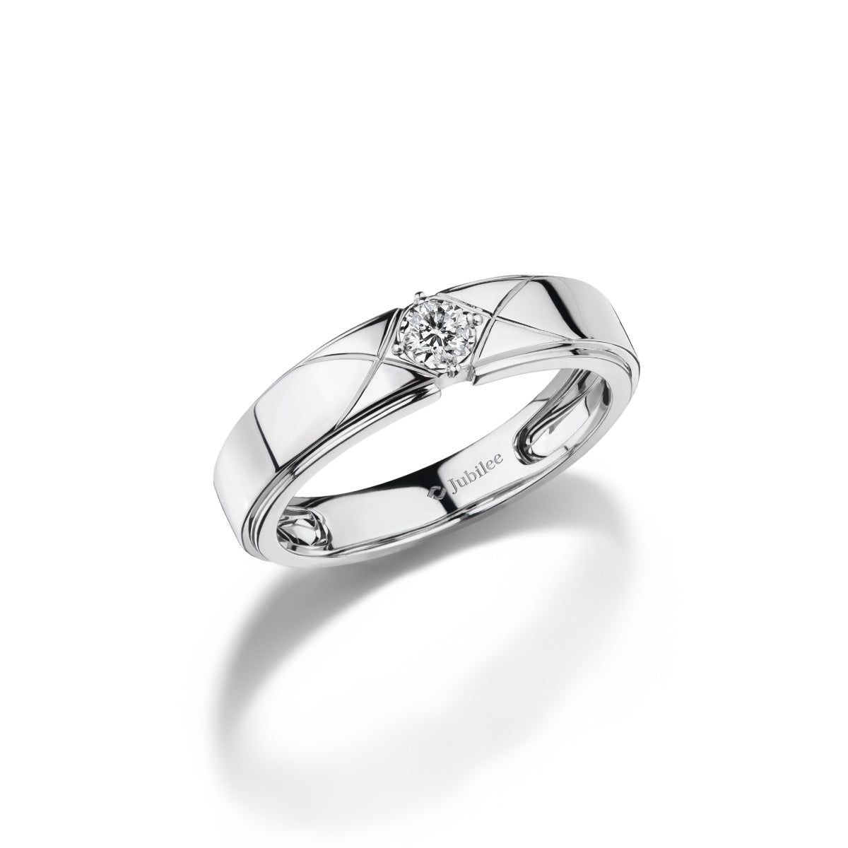 Centre Shine Diamond Ring