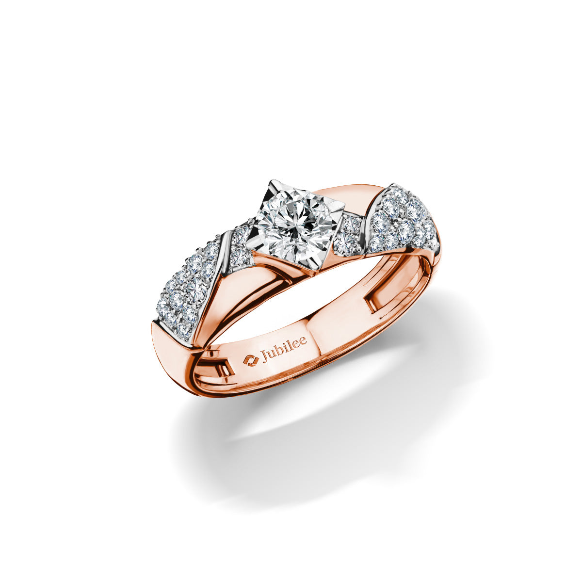 Love Blooming Shimmering Diamond Ring