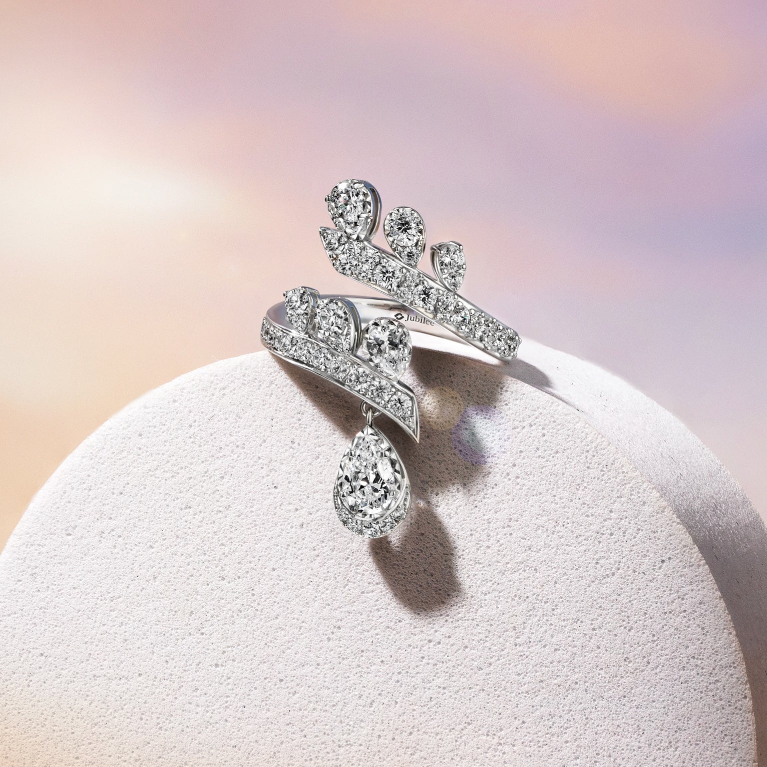 Larme d'Amour Elegance Diamond Ring