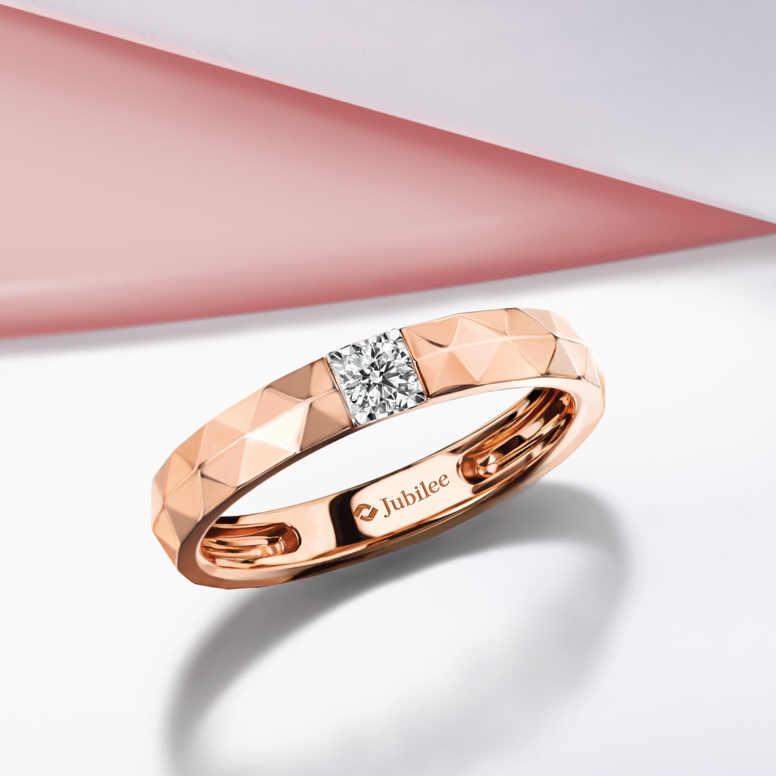 แหวนเพชร Dazzling Simply Ring